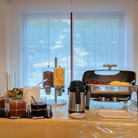 Iliessa 4* أرغاسي